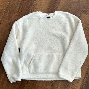 Women’s Gap sweatshirt